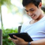 man-with-ipad-770×400